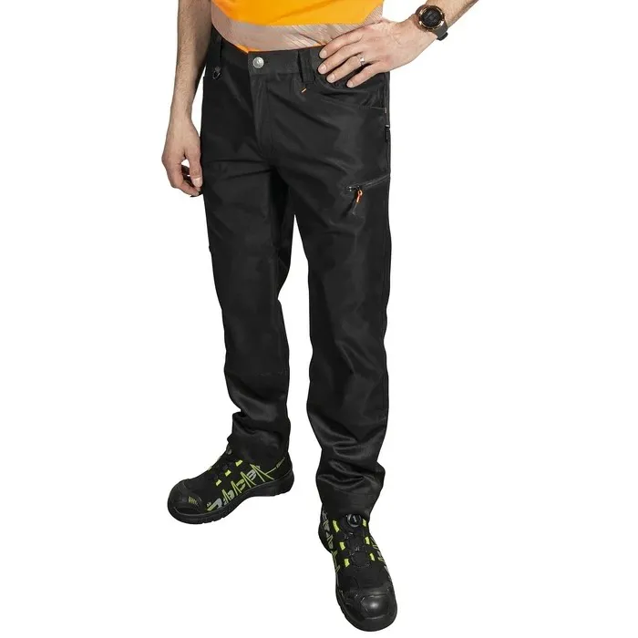 HOUSUT S HIRAM MUSTA